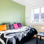 Hyggelig & Lys Lejlighed M.Plads Til 4 - Amager